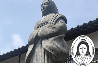 和気広虫姫石像